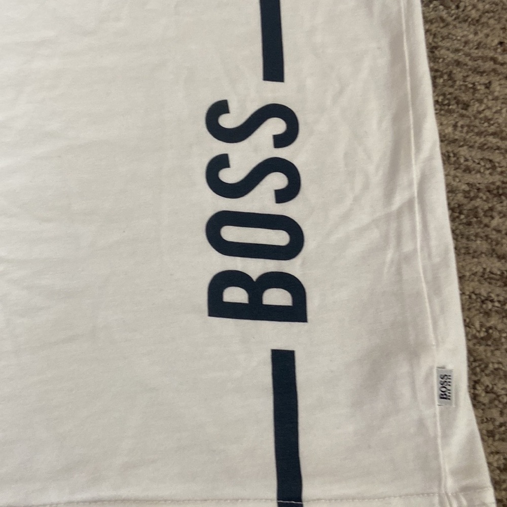 Hugo boss - Picture 2 of 3